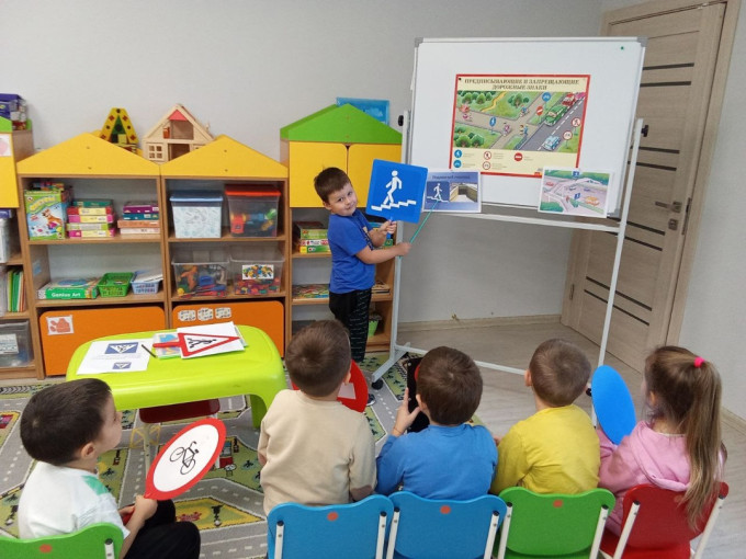 День пешеходного перехода День пешеходного перехода.